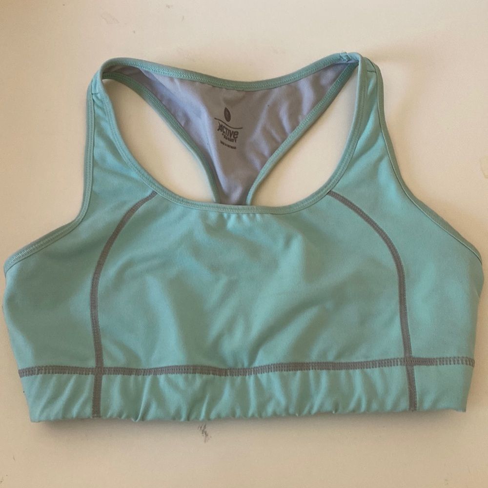 Active sports bra size medium Old Navy